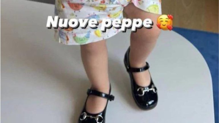 quanto costano scarpe vittoria ferragni