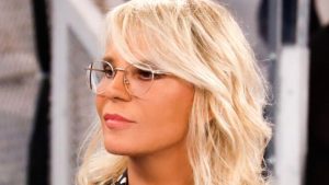 Emma Marrone e la dedica speciale a Maria De Filippi per il compleanno