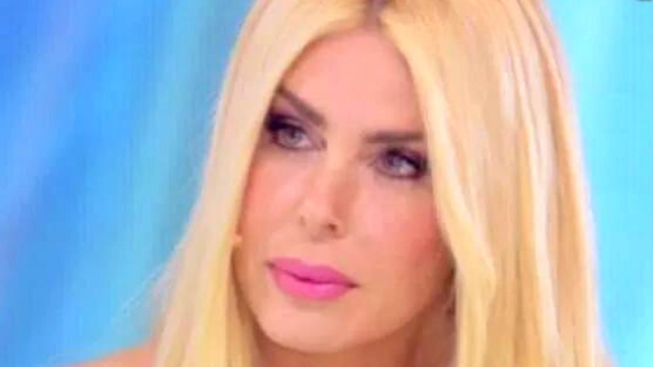 Loredana Lecciso: "Troppe persone in mezzo tra me e Al Bano" 41 Loredana Lecciso Al Bano
