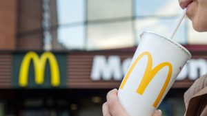 McDonald’s è glamour: gli scarti dei clienti diventano gioielli