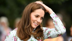 Perché Kate non ha raggiunto la Regina Elisabetta II con il resto della famiglia