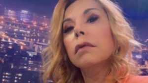 Anna Pettinelli verso un nuovo programma sotto l’ala di Maria De Filippi