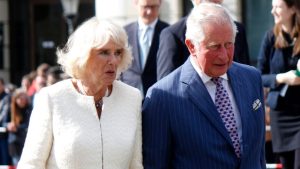 Re Carlo III: l’incidente di Camilla poco prima la morte di Elisabetta