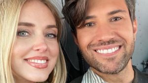 Chiara Ferragni prende l’elicottero per fare aperitivo: polemica sull’influencer
