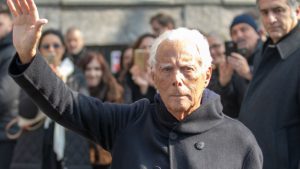 Giorgio Armani dona 500mila euro a Pantelleria dopo il maxi-rogo