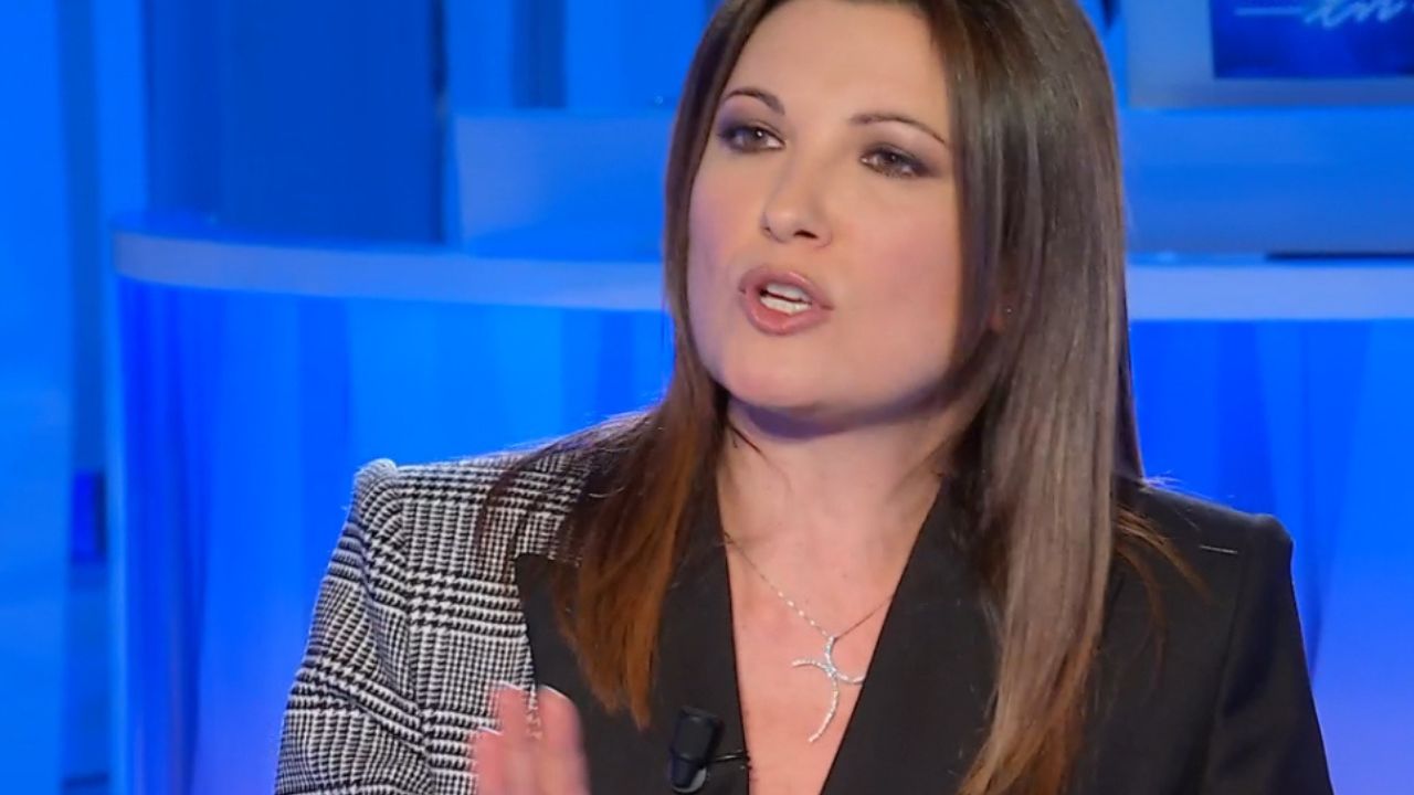 Giovanna Civitillo: la moglie di Amadeus approda in Rai, ma è polemica 41 giovanna civitillo