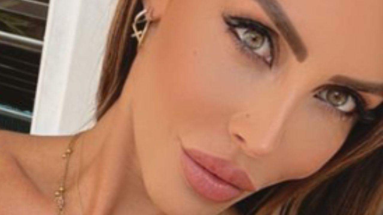 Guendalina Tavassi a cuore aperto: "Devo sempre mostrarmi felice" 41 guendalina tavassi
