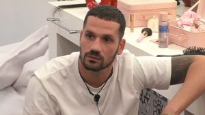 Luca Salatino “ha avuto esperienze con ragazze trans”: la bomba