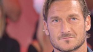 Francesco Totti: “A casa di Noemi con Isabel”, la foto