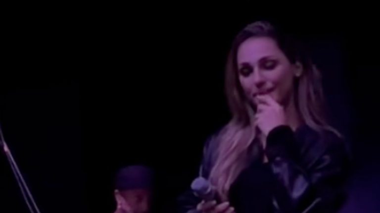 anna tatangelo madre