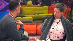 GF VIP, Edoardo fa una scenata di gelosia ad Antonella: “Massaggi il c**o di Antonino!”