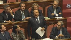 Berlusconi, l’annuncio in Senato: “Ho avuto il mio 17esimo nipote”