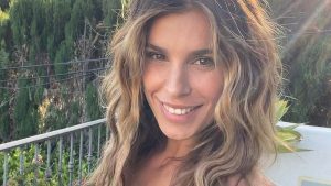 Elisabetta Canalis nega il gossip di crisi con il marito: basta una foto
