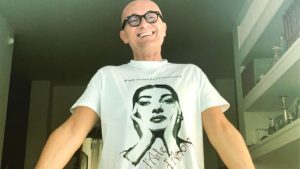 Dove vive Alfonso Signorini: l’appartamento tra lusso e arte nel cuore di Milano