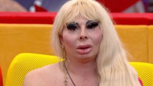Elenoire Ferruzzi abbandona la Casa del GF Vip
