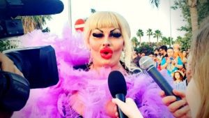 Elenoire Ferruzzi: “Insulti e minacce, mia mamma è finita in ospedale”