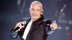 Eros Ramazzotti ha una nuova fidanzata: chi è la donna misteriosa