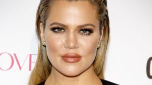 Khloé Kardashian: l’operazione per rimuovere un tumore dal viso