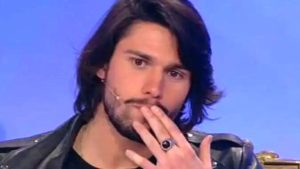 Luca Onestini e Nikita, sta sbocciando l’amore? “Mi manca”