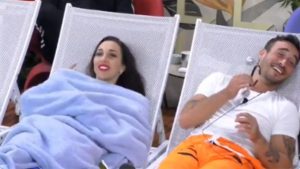 Spinalbese chiama Sofia Giaele con il nome di Ginevra: lei si infuria
