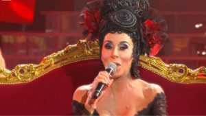 Malgioglio boccia Valeria Marini a Tale e Quale Show: “Per te ci vorrebbe un’esorcista”