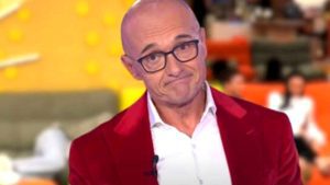 GF Vip, lamentele per le “clip” montate ad arte: risponde Signorini