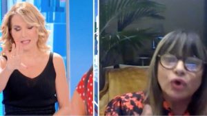 É caos a Pomeriggio Cinque di Barbara d’Urso, la medium interrompe il collegamento: “Fate la trasmissione da soli”