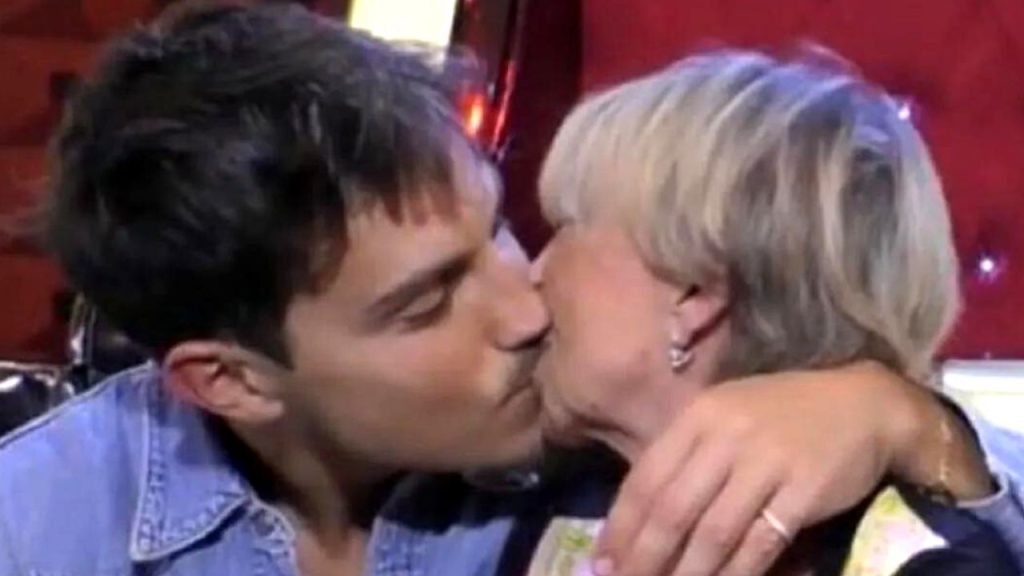 Daniele Dal Moro e Wilma Goich bacio