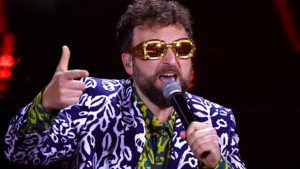Dargen D’Amico, la battuta shock a X Factor: “Il sangue? Mi piace solo quando esce da lì”