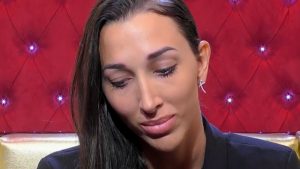 Signorini provoca Giaele: “Puoi sempre fare le valigie e andare da tuo marito”