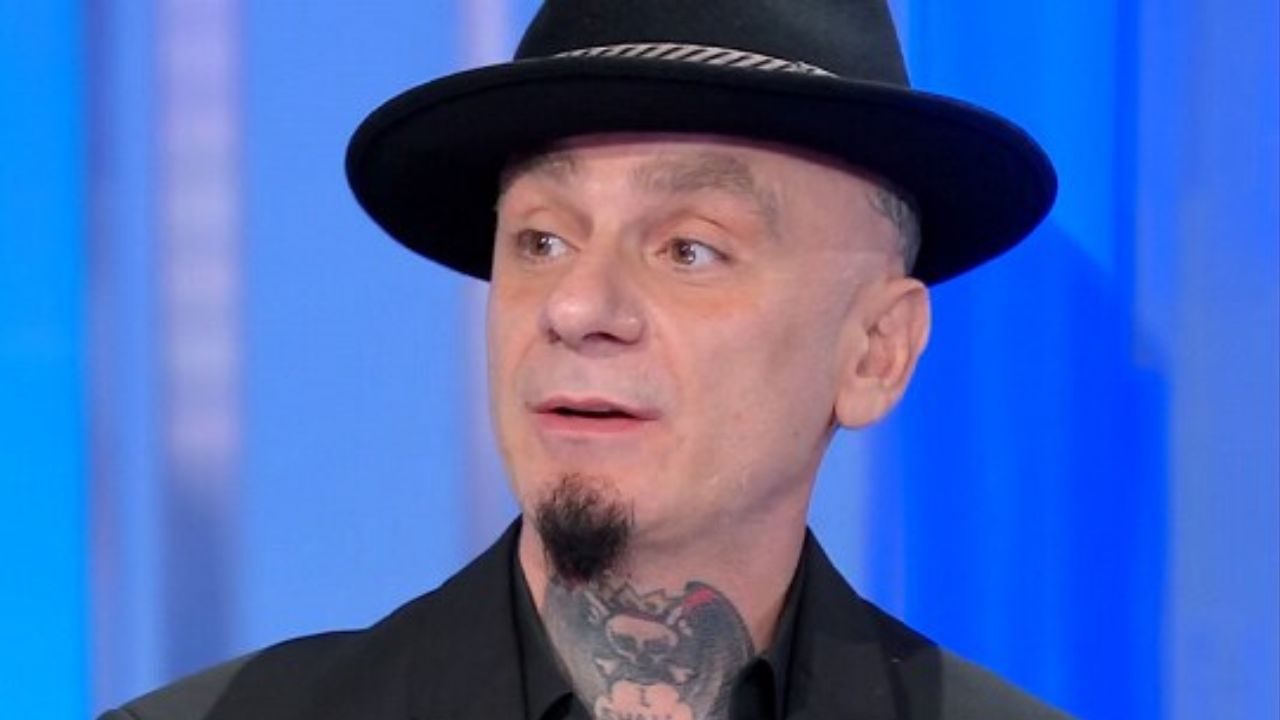 J-Ax sulla lite con Fedez: "Ci sono cose che non augureresti mai, lui nei momenti di rabbia le augurava" 41 j ax fedez