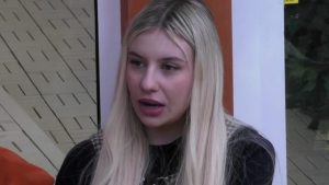 Micol Incorvaia, la mamma se la prende con Oriana e Antonella: “Le sorellastre”