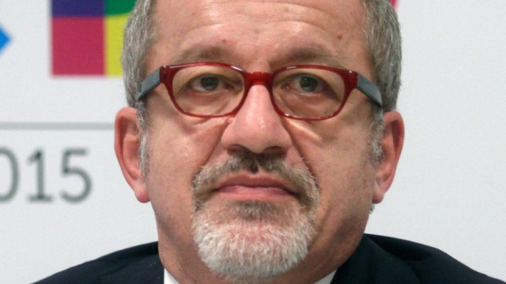 roberto maroni tumore