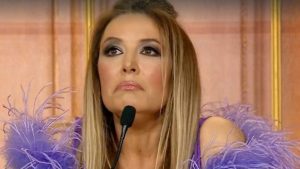 Selvaggia Lucarelli denuncia la censura: “Bloccata una mia intervista”