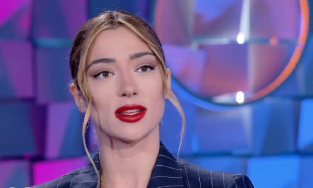 Soleil Sorge parla di violenza a Verissimo: “Più volte uomini hanno forzato baci”