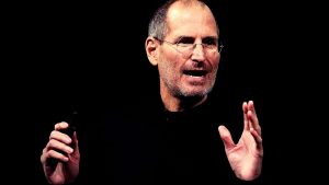 Steve Jobs, all’asta i suoi sandali: venduti ad una cifra record