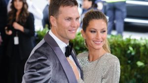 Tom Brady, dopo il divorzio pensa solo ai figli: “Sono loro la priorità”