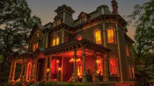 Stranger Things, l’iconica villa della serie in vendita: il prezzo