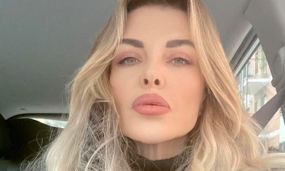 Alba Parietti, nuovo amore e 7 kg in meno: la nuova vita al fianco di Fabio