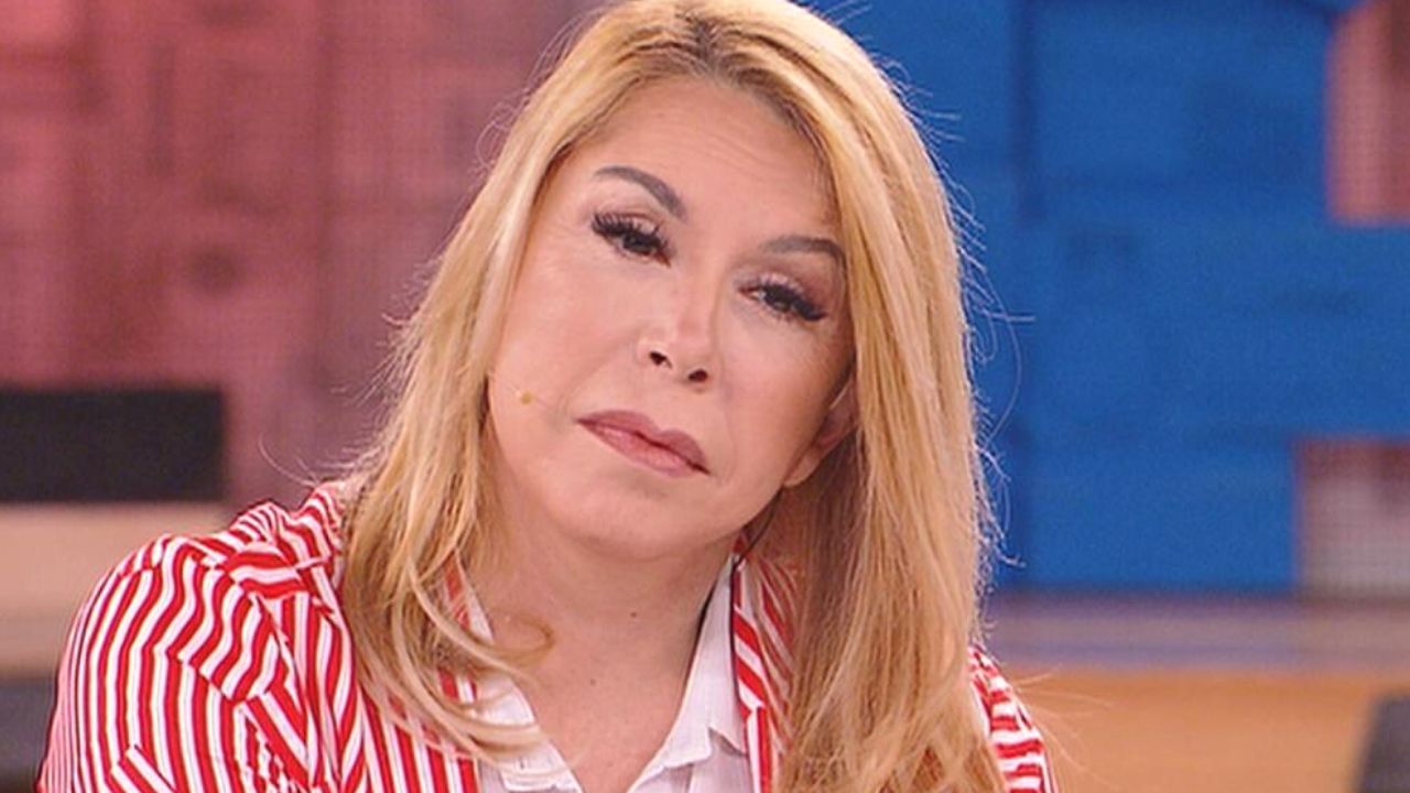 Anna Pettinelli sogna un ruolo da suora in Che Dio Ci Aiuti 41 anna pettinelli