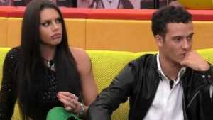Urla fuori dalla Casa del GF VIP: “Antonella vergognati”