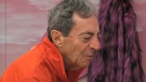 Attilio Romita, il crollo e le lacrime al GF Vip: “Sono irriconoscibile”