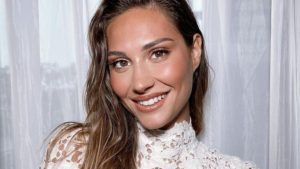 Beatrice Valli, la gravidanza si complica: “Devo fare attenzione”