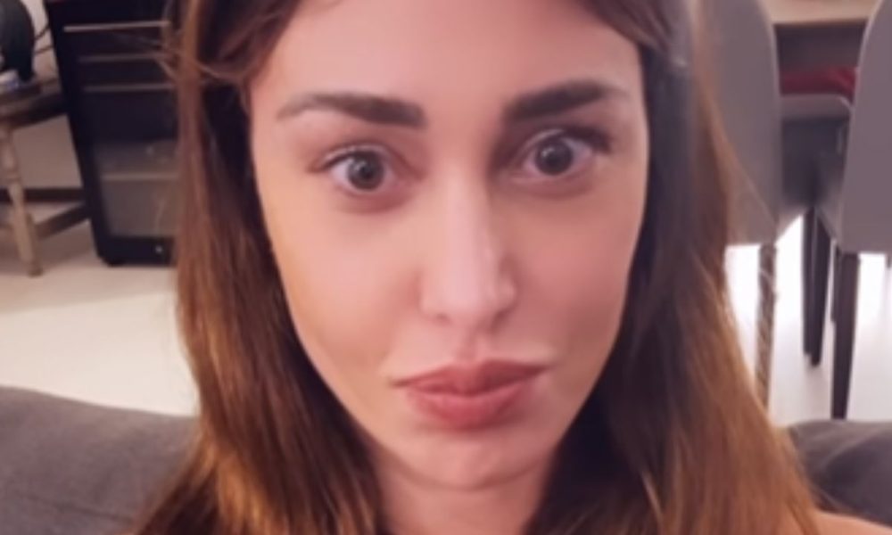Belén e Stefano: le foto del magico Natale insieme a Napoli