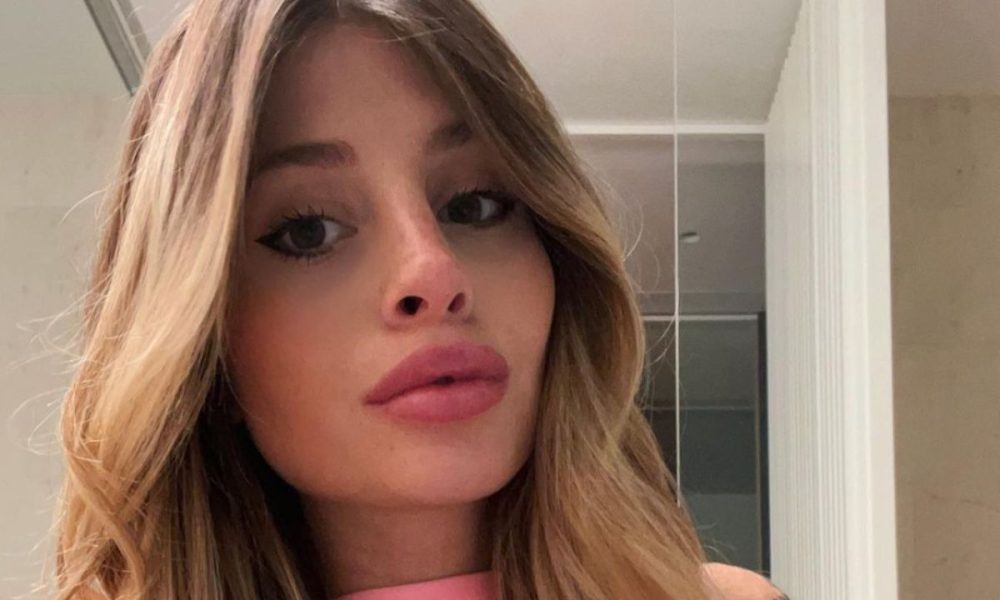 Insulti al figlio di Chiara Nasti, lo sfogo: “Avete una vita di merd*”