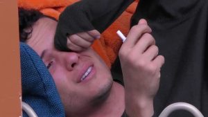 Edoardo Donnamaria in lacrime, lo sfogo con Tavassi: “Così a me non va, non sto bene”