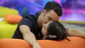 Antonella Fiordelisi lascia Edoardo senza parole: “Mi sto sentendo male”