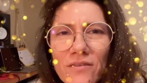 Problemi per Elisa, rimandato il tour: “Vertigini e nausea, mai successo in vita mia”