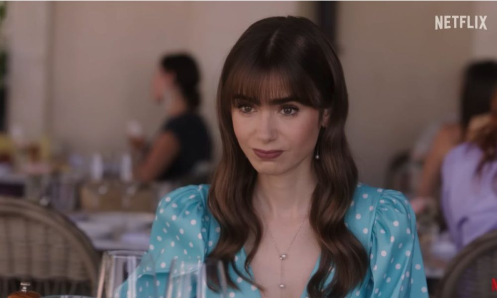 Emily in Paris 3 sta per tornare: Lily Collins veste ancora Giambattista Valli