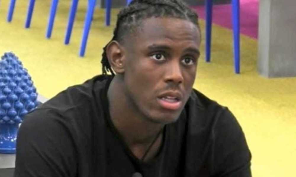 Enock, il fratello di Balotelli nei guai: “Mi ha sferrato un calcio”
